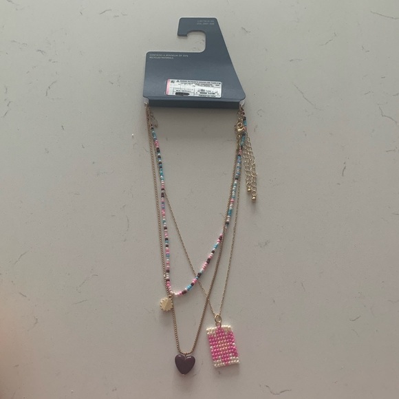 Universal Thread Sunflower and Heart Necklace 3 Piece Set - Gold Tone - NWT - Picture 4 of 6